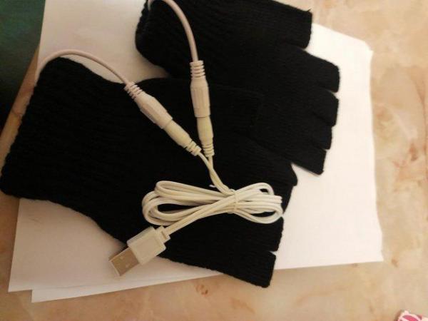 Image 1 of USB Heated Unisex Fingerless Gloves.