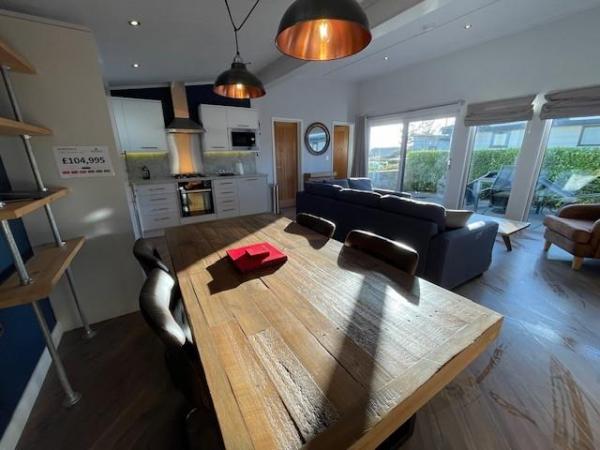 Image 2 of Fantastic HOLIDAY HOME in Cornwall with HOT TUB!