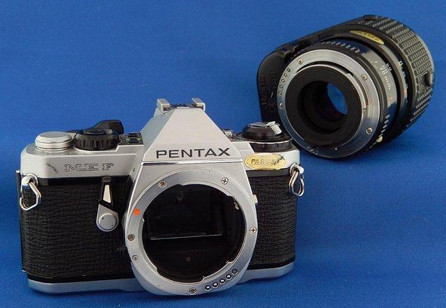 Image 7 of VINTAGE PENTAX MEF AUTO FOCUS 35mm CAMERA AND ZOOM LENS.