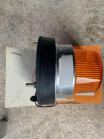 Image 1 of Rubbolite flashing beacon 12 volt - new