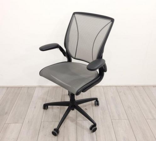 Image 2 of Humanscale Diffrient World Full Mesh Office Chair