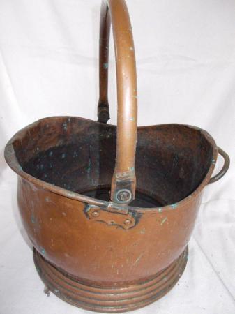 Image 6 of Old copper Sailsbury coal bucket scuttle, nice patina (D)