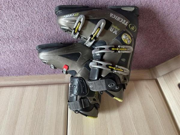 Image 1 of Men's Size 9 Tecnica Ski Boots