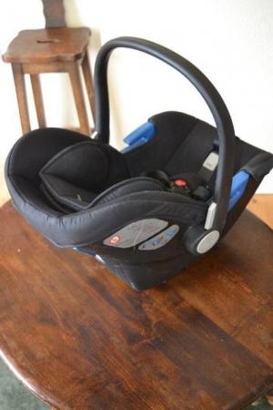 Image 7 of Silver Cross Simplicity baby car seat very good condition