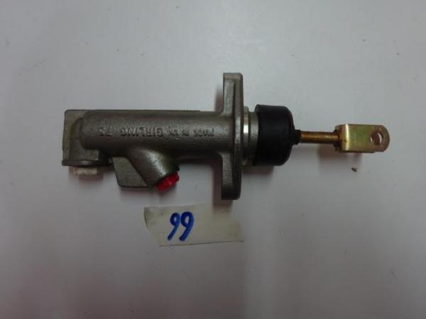 Image 3 of Clutch pump for Maserati Mistral and Mexico
