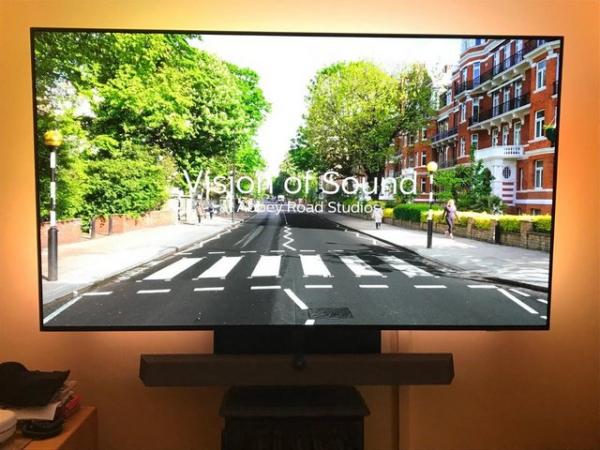 Image 3 of Philips OLED 77" 4K UHD OLED Ambilight smart TV - warranty