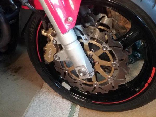 Image 13 of Honda VTR 1000cc W reg motor cycle