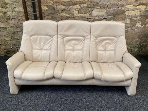 Image 13 of Himolla Cumuly Recliner 3 seater sofa cream Leather