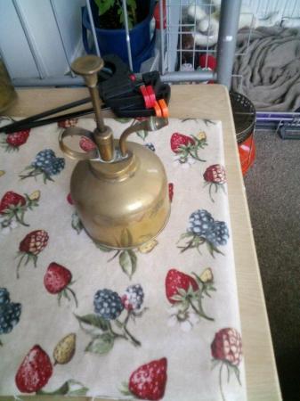 Image 2 of BRASS OIL CANS X2 £6 PUMP OIL