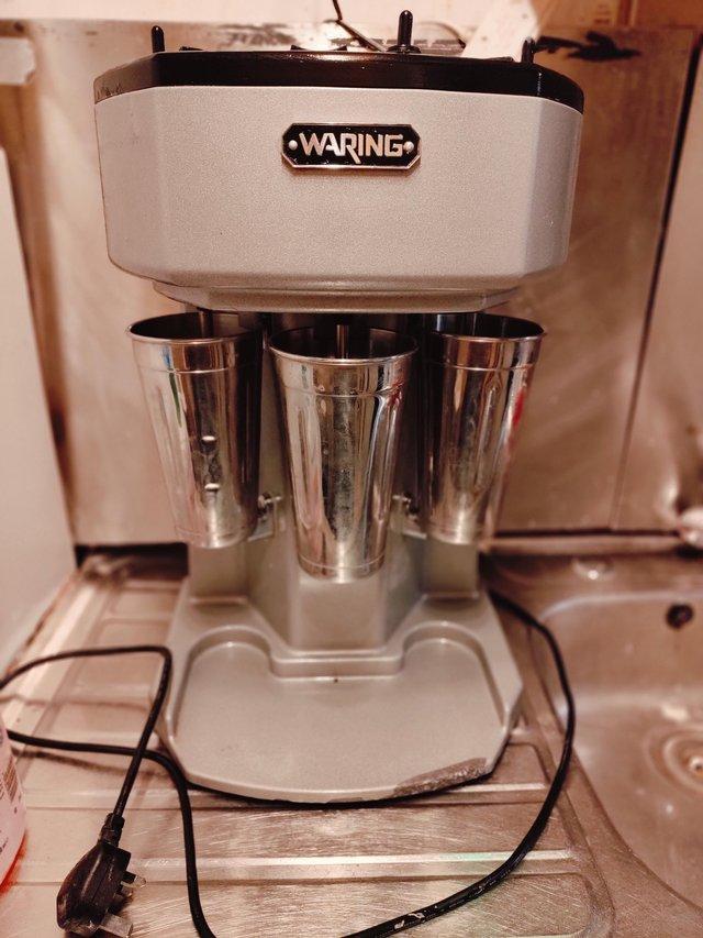 Preview of the first image of Waring heavy duty blender.