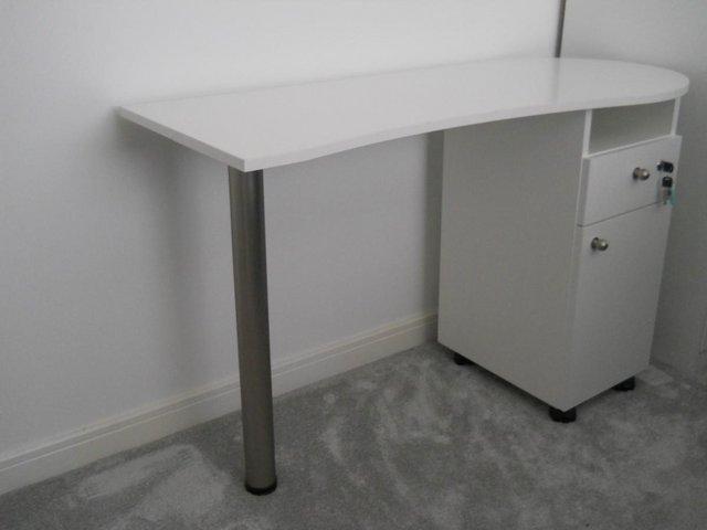 Preview of the first image of Nail Tec, Manicure Desk/Table Very Good Condition.