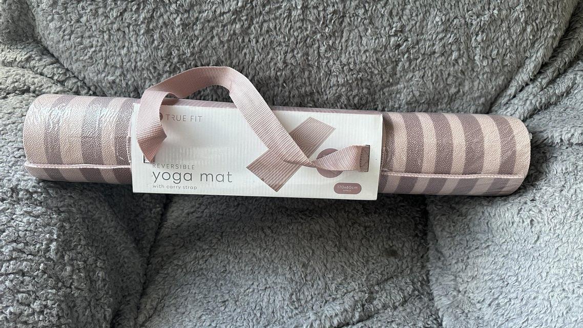 Preview of the first image of TrueFit yoga mat and carrying strap ( new sealed ).