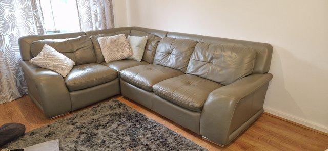 Image 2 of Olive green 4 seater and armchair