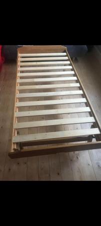 Image 3 of Single solid oak bed and trundle bed