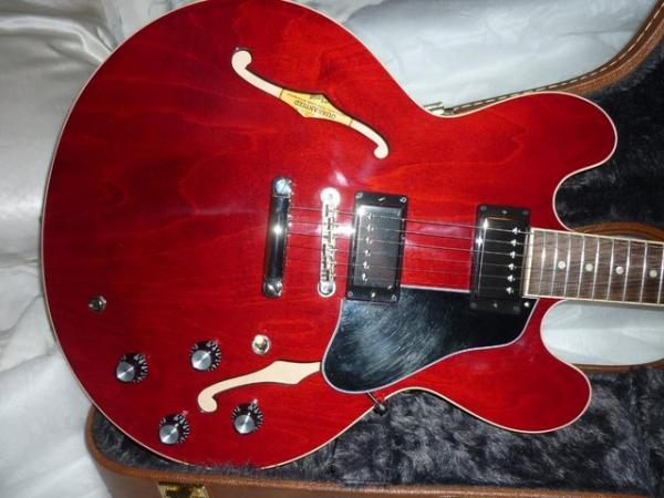 Image 2 of gibson es335 c2020,cherry red gloss