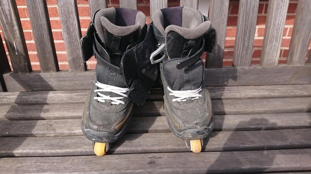 Image 1 of TRS Access Rollerblades.  Size 9 UK. Inline Street Skates