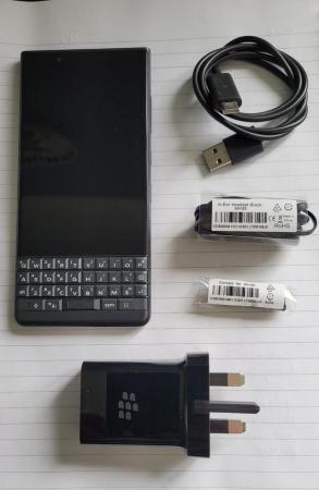 Image 5 of BlackBerry Key 2 LE mobile phone