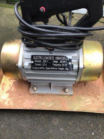 Image 1 of Hand Held Electric Concrete Vibrator