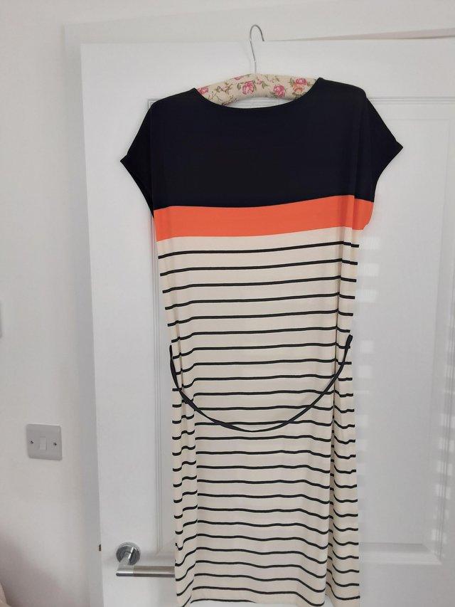 Preview of the first image of Ladies Hobbs dress size 12.
