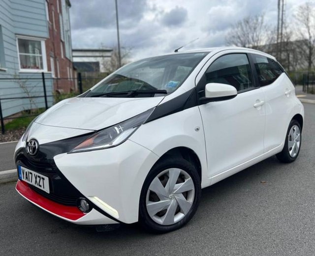 Preview of the first image of TOYOTA AYGO 1.0 PETROL ULEZ ? CHEAP CAR.