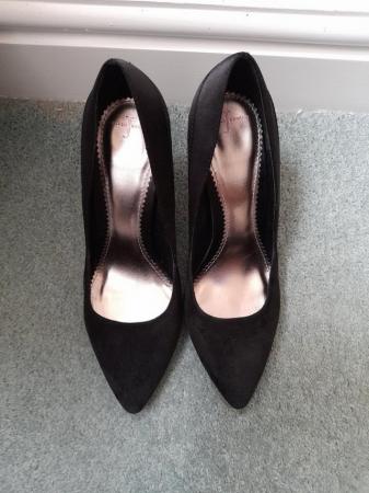 Image 2 of Jasper Conran ladies black shoes