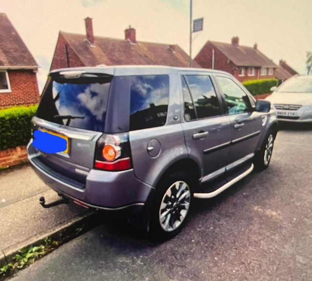 Preview of the first image of 2014 landrover freelander 2 metropolis.