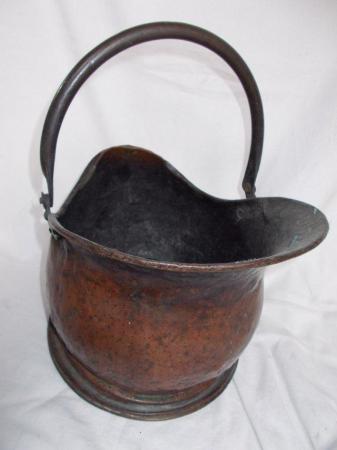 Image 3 of Old copper Sailsbury coal bucket scuttle, nice patina (C)