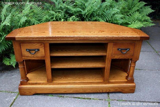 Image 58 of AN OLD CHARM FLAXEN OAK CORNER TV CABINET STAND MEDIA UNIT