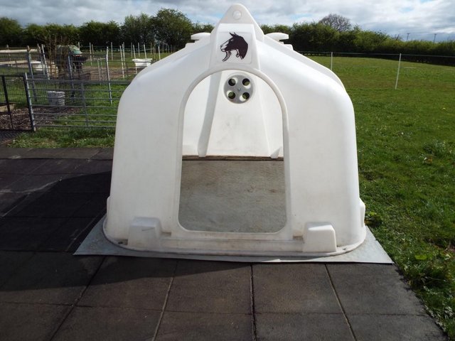 Preview of the first image of Animal shelter Calf Hutch,Suit Pig ark,Goats,Sheep,field..