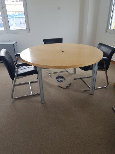 Preview of the first image of High Quality Wood Finish Boardroom/Conference/Meeting.