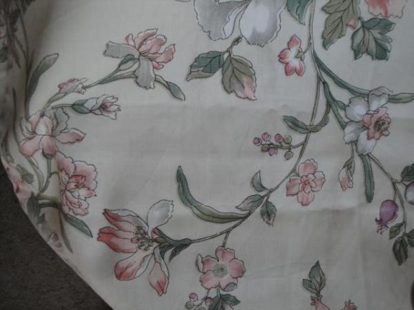 Image 3 of 6 Unused part-made curtains. Floral scroll type.