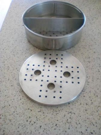Image 2 of Pressure Cooker Basket With divider and also a Trivet