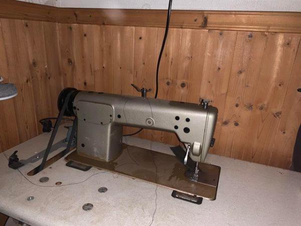 Image 3 of Industrial Sewing Machine with built in table