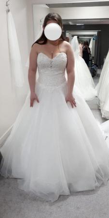 Image 1 of Beautiful wedding dress - Wed2B