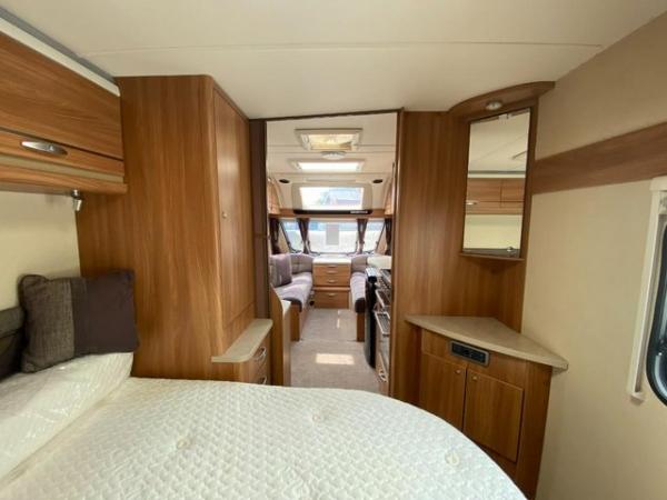 Image 5 of Swift Challenger Hi-Style 584, 2014 4 berth caravan