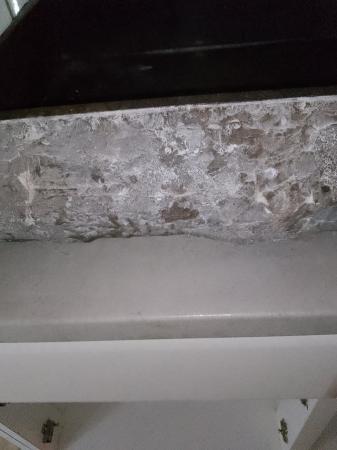 Image 3 of Real marble tickamoon sink vgc