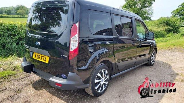 Image 3 of 2018 Ford Grand Tourneo Connect Automatic Wheelchair Access