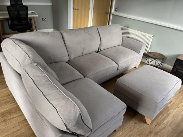 Image 2 of Corner sofa (left-facing) with footstool