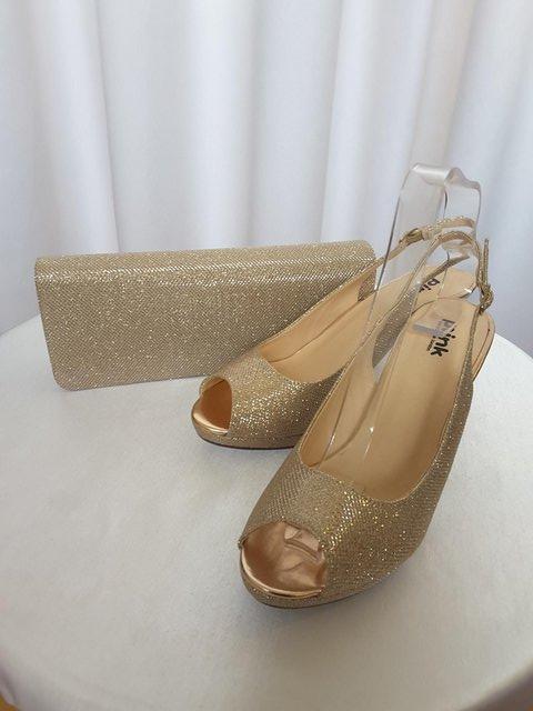 Preview of the first image of Champagne glitter mesh size 6 /39 peep toe slingback.