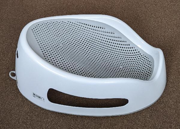 Image 4 of Angelcare Soft Touch Bath Support in White/Grey