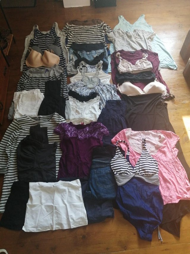 Preview of the first image of LARGE maternity bundle sizes 12 - 14.