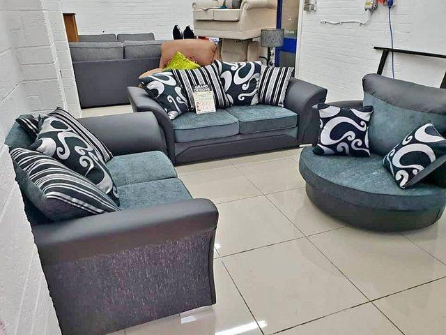 Preview of the first image of CORNER UNIVERSAL COMFY SOFAS AVAILABLE IN STOCK SALE????.