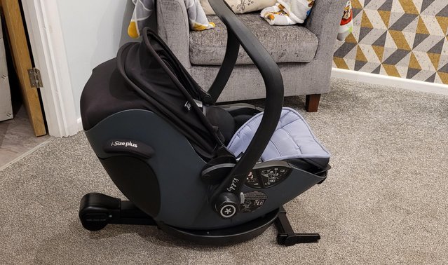 Image 3 of Mutsy pram and travel system + Kiddy ISOFIX car seat