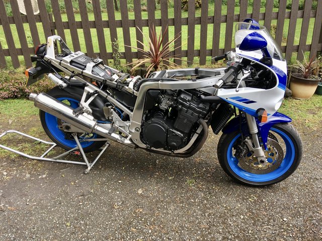 Preview of the first image of Old Suzuki’s wanted, Gsxr 1100 RGV 250 parts or projects.