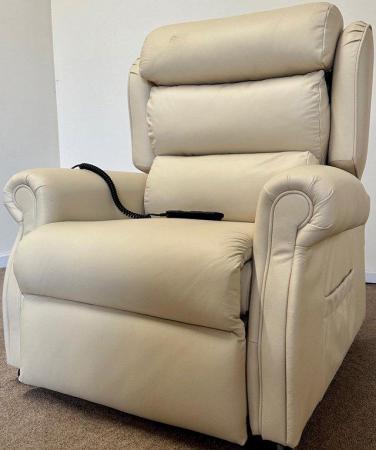 Image 1 of ELECTRIC RISER RECLINER DUAL MOTOR CHAIR LEATHER CAN DELIVER