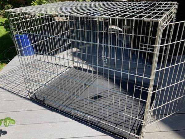 Image 3 of 'Savic' large folding Dog Crate
