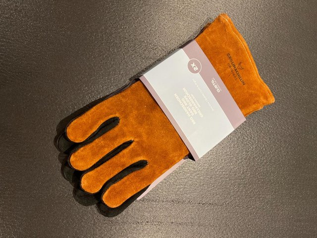 Preview of the first image of Barbeque gloves, very nice quality.
