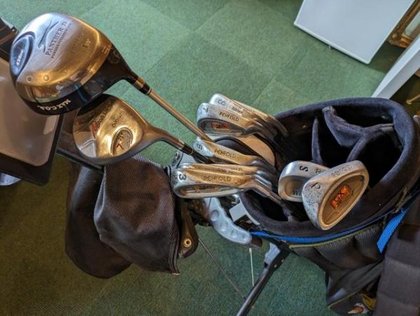 Image 2 of Golf clubs and trolley - perfect for beginner!