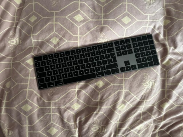 Preview of the first image of Apple Magic Keyboard Black (UK Layout).