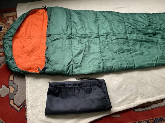 Preview of the first image of MUMMY SLEEPING BAG - EASY TO PUT AWAY - SIDE ZIP.